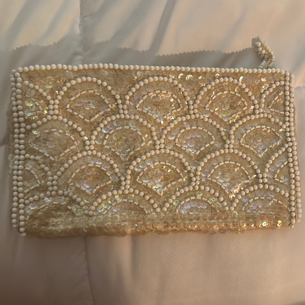 Vintage 50s/60s Sequin Beaded Ivory Clutch